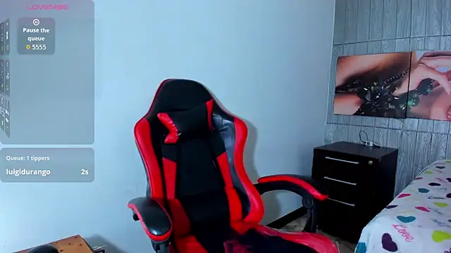 honeyluxe_: онлайн-секс-чат