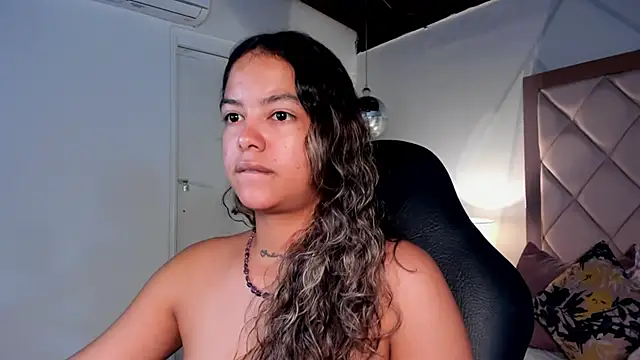 Chat XXX en directo de dulce_lyraa1