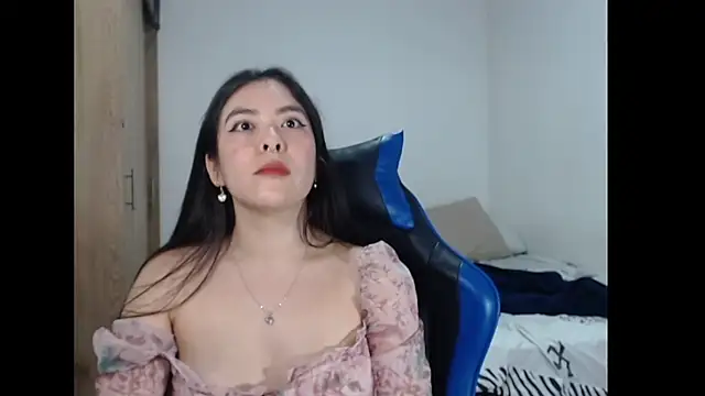 EloiseJun Live XXX-Chat