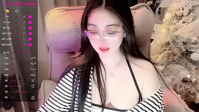 Monica-666888- 即時 XXX 聊天