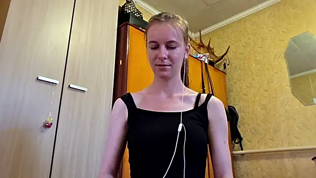 DonnaKucn Webbikameraesitys