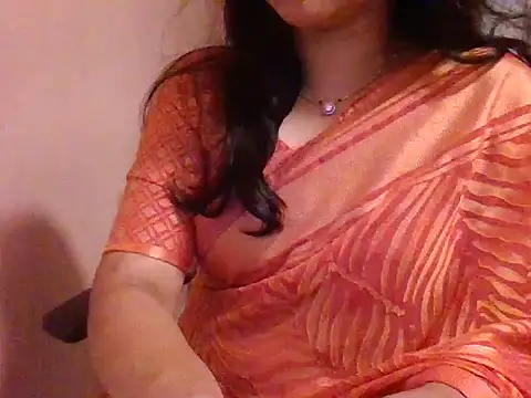 Diya_04 Adlı Modelin Web Kamerası Şovu