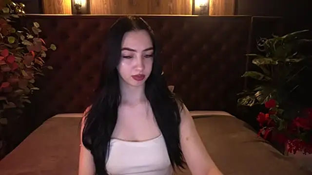 دردشة WildKittenX_ الجنسية المباشرة