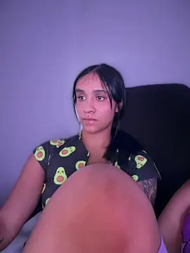 Isabella-Teen live XXX chat