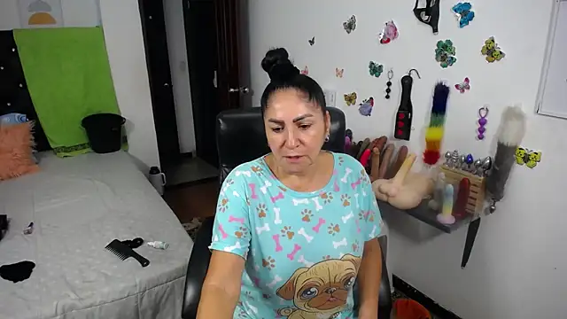 mature_bigboobs10's Live XXX Chat