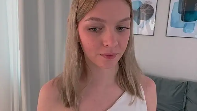 Živý XXX chat CynthiaaStone