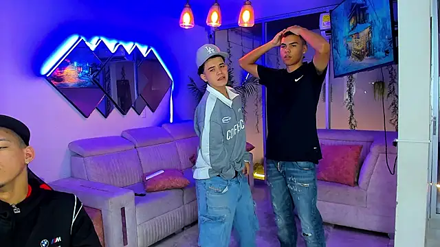 Houseofwarrios লাইভ XXX চ্যাট