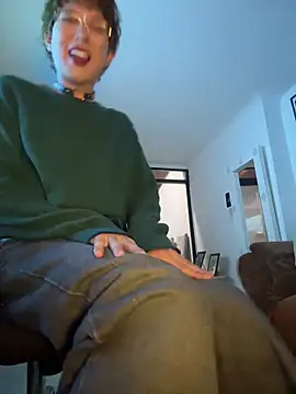 Conny_777 – Naživo XXX chat