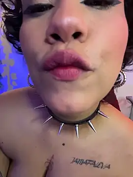 Chat XXX Live ZahaRoseee