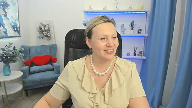 NinaStarleのライブXXXチャット