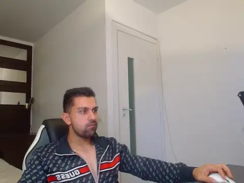 عرض كام BryceReign