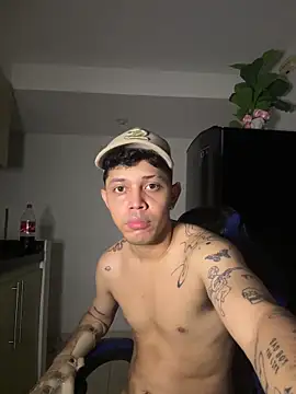 دردشة tonysexyboy الجنسية المباشرة