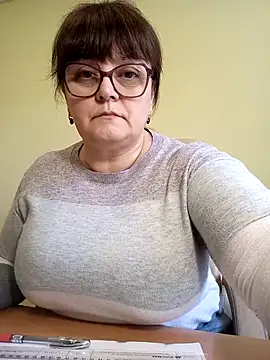 Chatroom XXX en direct de BrandiOhNight