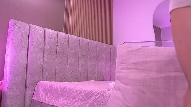 violeta_aroca Chat XXX in diretta