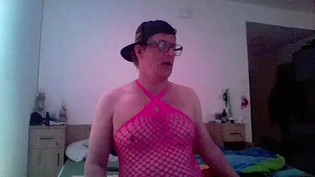 Show modela Bigthroaterboy na web-kameri