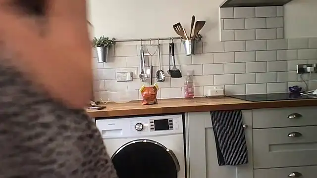 gingergymbunny Show in webcam