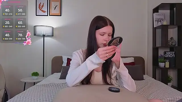 SophiaAltidor: онлайн-секс-чат