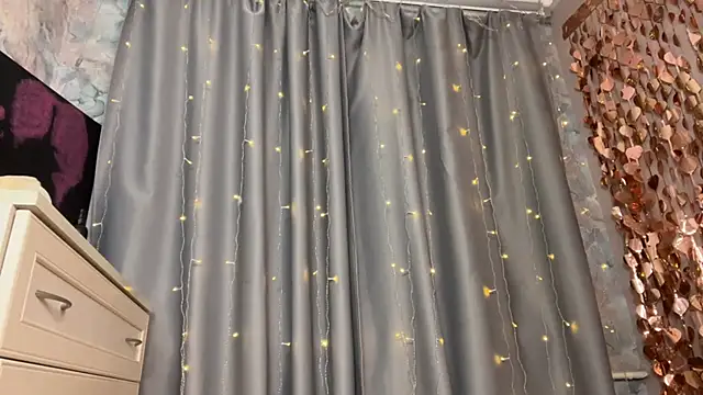 riierra's Live XXX Chat