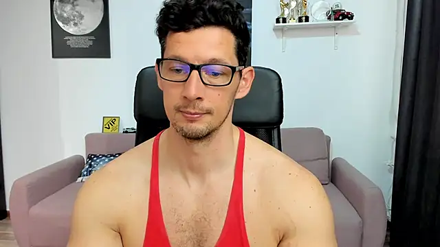 BrutusK08 在線直播表演