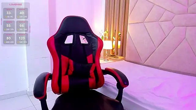 LunaPleasure's Live XXX Chat