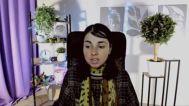 MartaEdams' Live XXX Chat