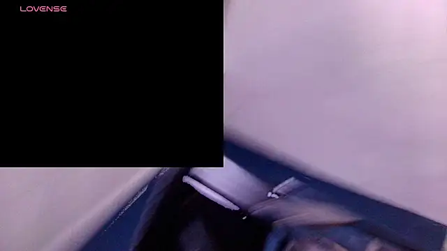 hilary_banks1's Live XXX Chat