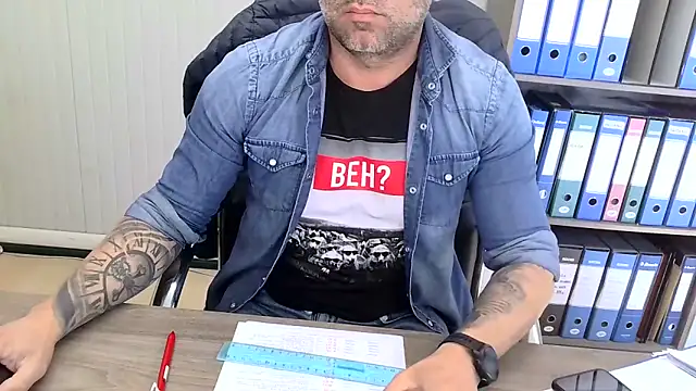 Evasionee Adlı Modelin Web Kamerası Şovu