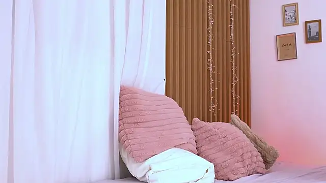 دردشة MissClaraJewel الجنسية المباشرة