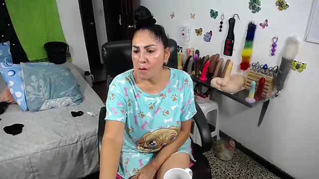 Czat XXX na żywo – mature_bigboobs10