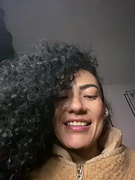 Koral369 Adlı Modelin Canlı XXX Sohbeti