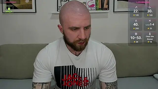 Pokazy przed kamerką – Gerard_Finbar