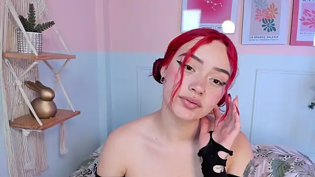 Camila_Rivers Adlı Modelin Canlı XXX Sohbeti