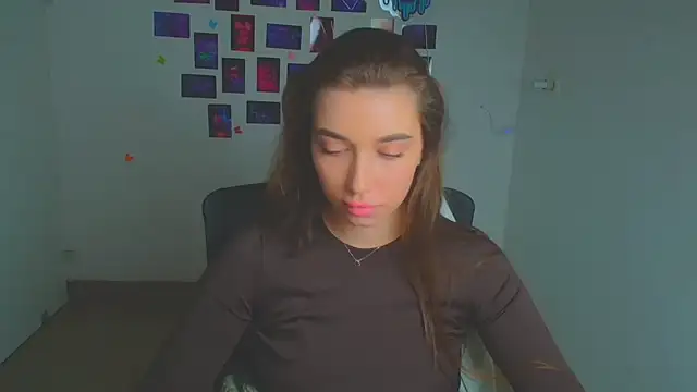 NikaMystic's Live XXX Chat