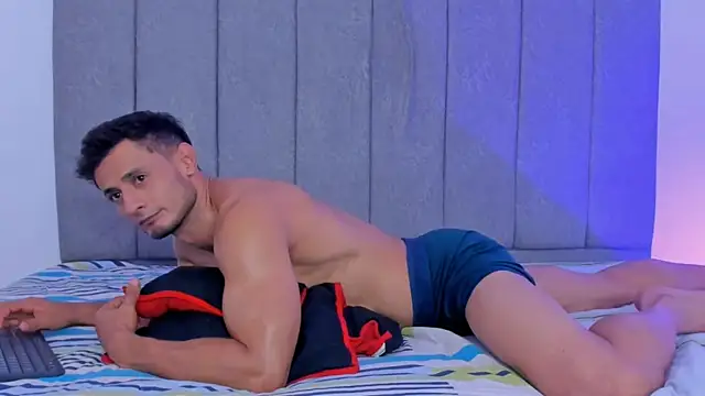 Živý XXX chat Adonys_Lewis_