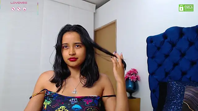 Lili666_: онлайн-секс-чат