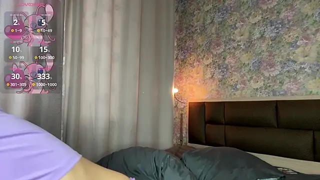 LoraDavi's Live XXX Chat