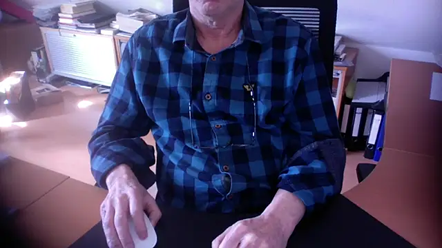 outlaw200's Webcam Show