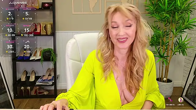 LadyLeea Pertunjukan Webcam