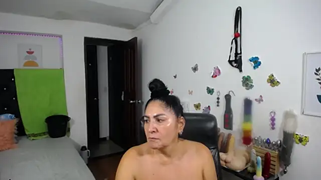 mature_bigboobs10 即時 XXX 聊天