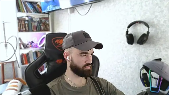 _Mostly_ Adlı Modelin Web Kamerası Şovu