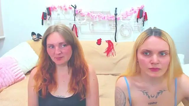 Chat XXX en directo de MagicEyess