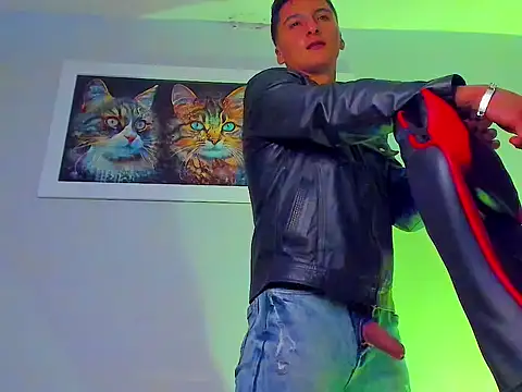 Dominus_Alpha's Live XXX Chat