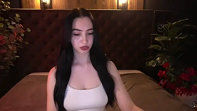 WildKittenX_'s Live XXX Chat