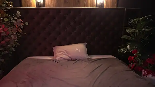 WildKittenX_ – Live XXX-chat