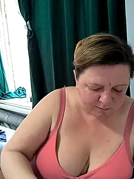 jusichka's Live XXX Chat