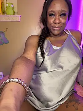 TikaMoon Live XXX-chat