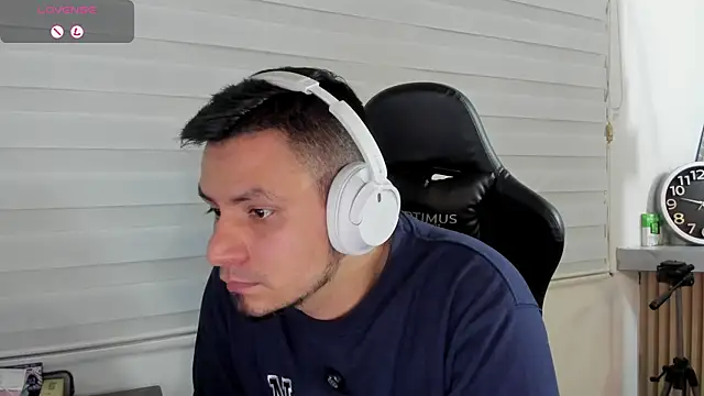 Chatroom XXX en direct de Rick_Adams