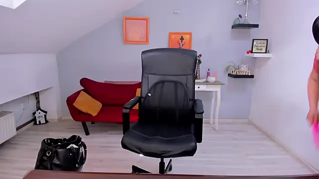 LollaGirl's Live XXX Chat