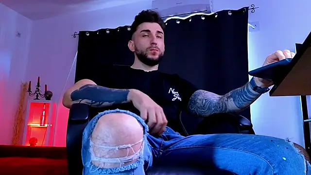 Chat XXX en directo de MightyAaron66