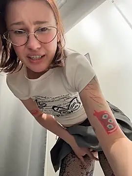 RinaCat's Webcam Show